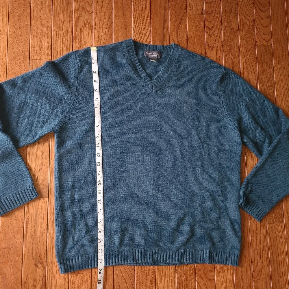 Banana Republic Sweater Mens Large Blue 100% Cashmere Premium Luxury Yarn V-Neck